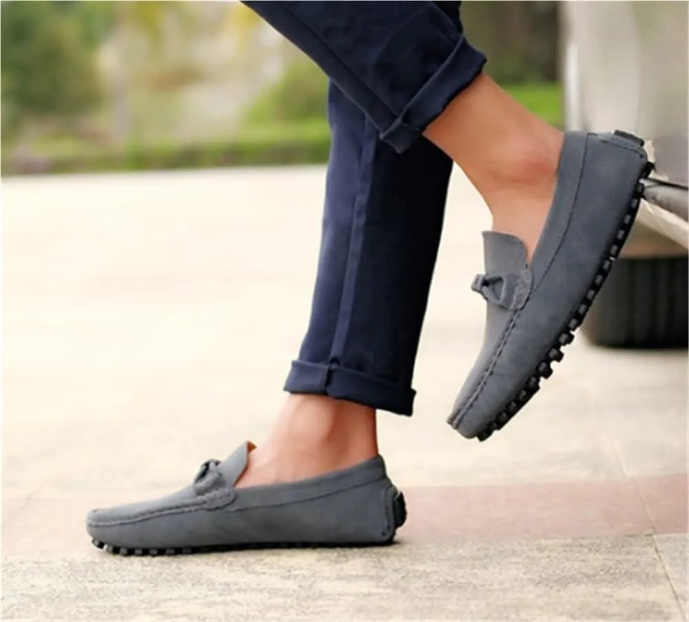 Mens Suede Loafers Lightweight Flexible Anti Slip Round Toe Driving Shoes for Men Casual Walking Comfort Prom