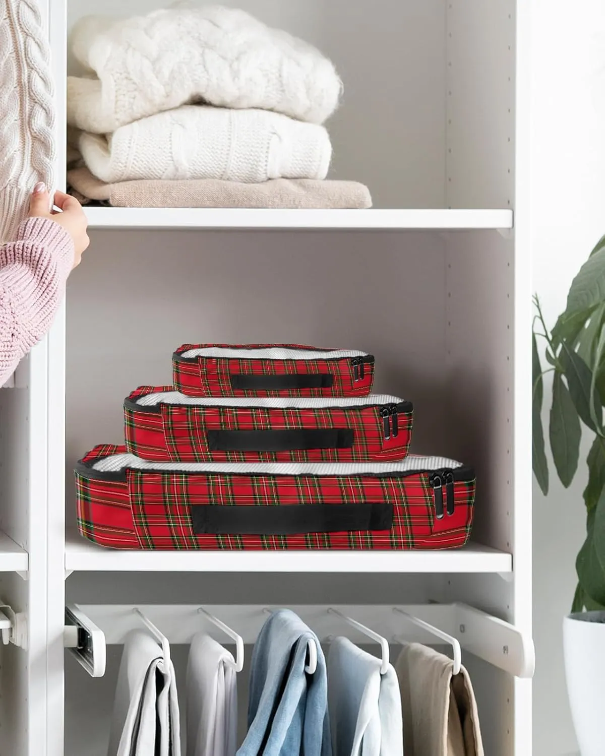Merry Christmas Red Green Buffalo Checked 4 Set Packing Cubes, Winter Line Stripe Retro Packing Cubes for Carry on Suitcase Travel Essential Bag for Clothes Shoes Cosmetics Toiletry